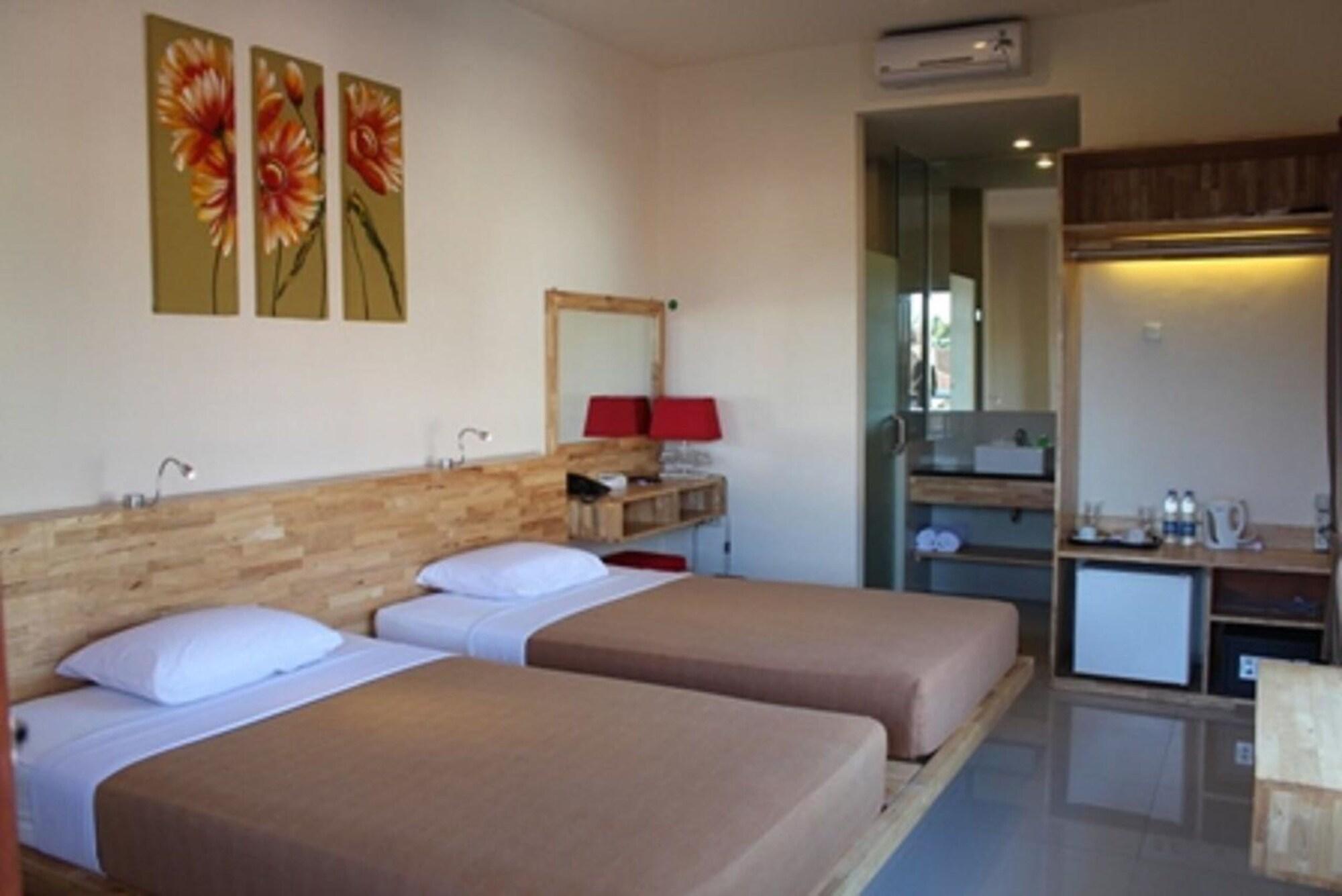Hotel Karthi Kuta Kuta  Exterior photo