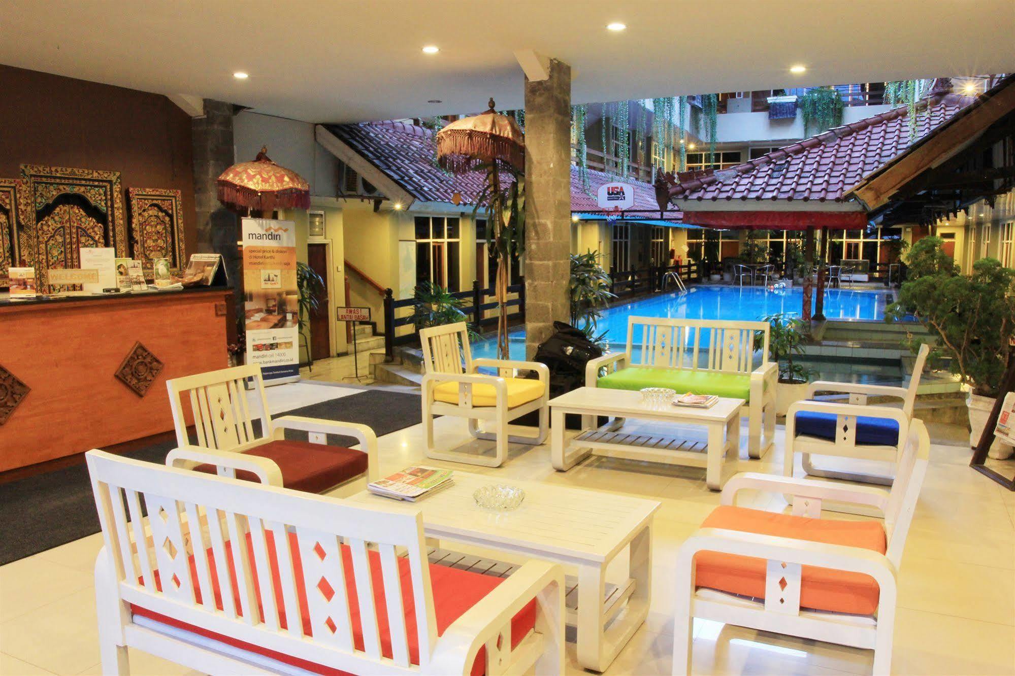 Hotel Karthi Kuta Kuta  Exterior photo